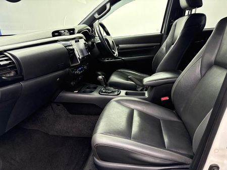 2020-Toyota-Hilux-28-GD-6-Raised-Body-Legend-RS-4x4-Auto-Double-Cab_16