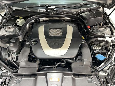 2012-Mercedes-Benz-E-Class-E-300-Elegance_12