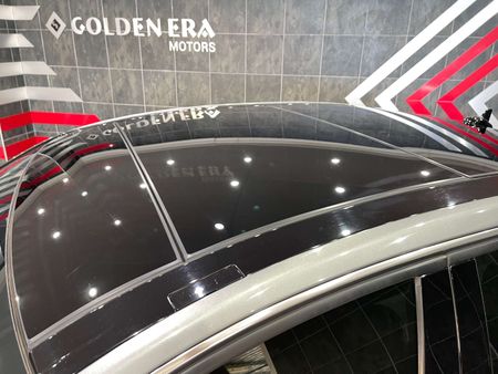 2012-Mercedes-Benz-E-Class-E-300-Elegance_14