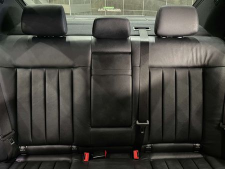 2012-Mercedes-Benz-E-Class-E-300-Elegance_6