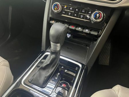 2026-Mahindra-XUV-700-20-AX7L-Auto-7-Seat_24