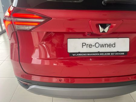 2026-Mahindra-XUV-700-20-AX7L-Auto-7-Seat_2
