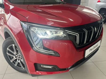 2026-Mahindra-XUV-700-20-AX7L-Auto-7-Seat_6