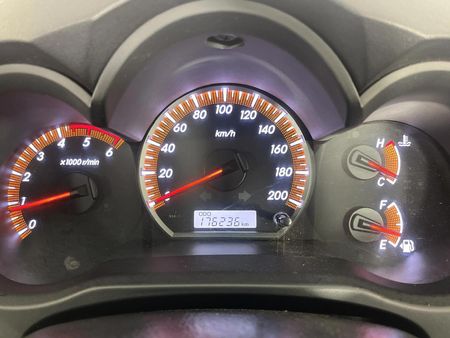 2014-Toyota-Hilux-30-D-4D-Raider-Xtra-Cab_2