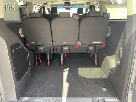 2018-Ford-Tourneo-Custom-22-TDCi-Trend-LWB-92kW_11