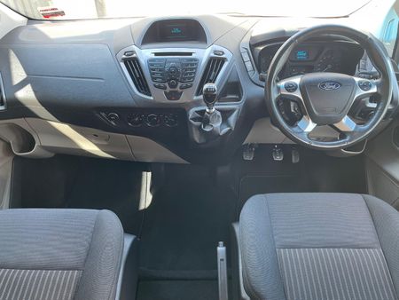 2018-Ford-Tourneo-Custom-22-TDCi-Trend-LWB-92kW_16