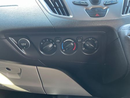 2018-Ford-Tourneo-Custom-22-TDCi-Trend-LWB-92kW_18