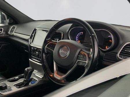 2022-Jeep-Grand-Cherokee-36-Limited_9