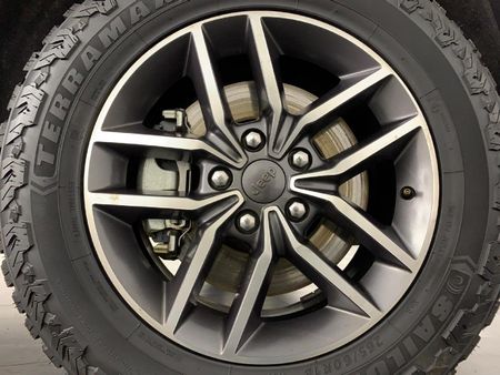 2022-Jeep-Grand-Cherokee-36-Limited_11