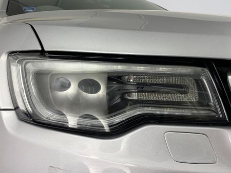 2022-Jeep-Grand-Cherokee-36-Limited_4
