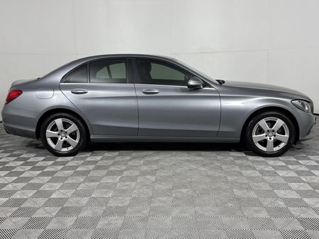 2014-Mercedes-Benz-C-Class-C-180_14