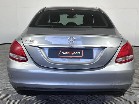 2014-Mercedes-Benz-C-Class-C-180_15