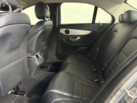 2014-Mercedes-Benz-C-Class-C-180_3