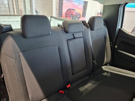 2026-Volkswagen-Amarok-20-TDI-125kW-Auto-Double-Cab_11