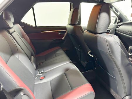 2026-Toyota-Fortuner-28-GD-6-RB-Auto_12