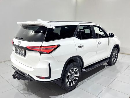 2026-Toyota-Fortuner-28-GD-6-RB-Auto_4