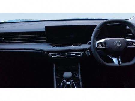 2026-MG-HS-20T-Lux-Auto_10