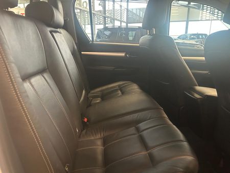 2023-Toyota-Hilux-28-GD-6-Raised-Body-Raider-Auto-Double-Cab_17