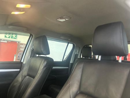 2023-Toyota-Hilux-28-GD-6-Raised-Body-Raider-Auto-Double-Cab_18
