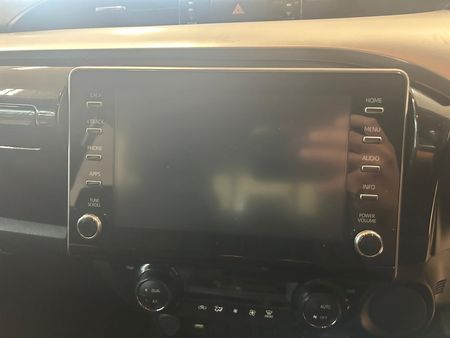 2023-Toyota-Hilux-28-GD-6-Raised-Body-Raider-Auto-Double-Cab_7