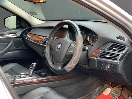 2010-BMW-X5-xDrive35d-Auto_11