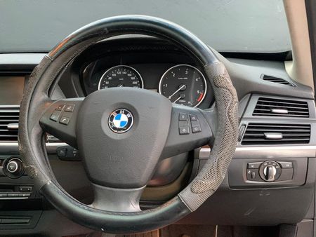 2010-BMW-X5-xDrive35d-Auto_16