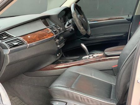 2010-BMW-X5-xDrive35d-Auto_8