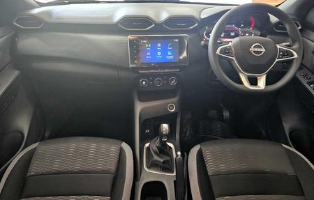 2026-Nissan-Magnite-10-Acenta-AMT_9