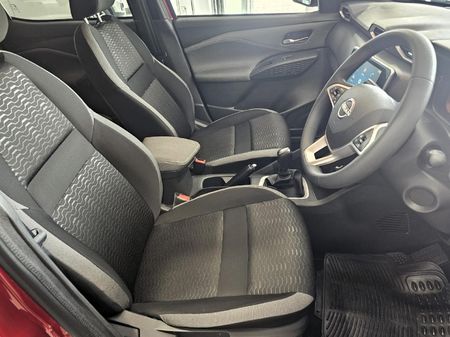 2026-Nissan-Magnite-10-Acenta-AMT_18