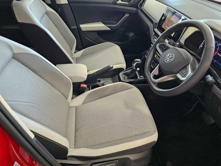 2026-Volkswagen-T-Cross-10-TSI-Style-Auto_9