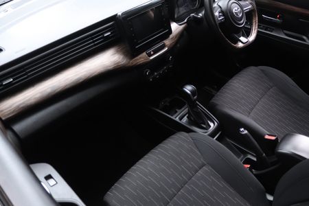 2022-Toyota-Rumion-15-TX-Auto_9