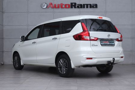 2022-Toyota-Rumion-15-TX-Auto_17