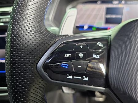 2024-Volkswagen-Tiguan-R-20-TSI-4M-Auto-235kw_15