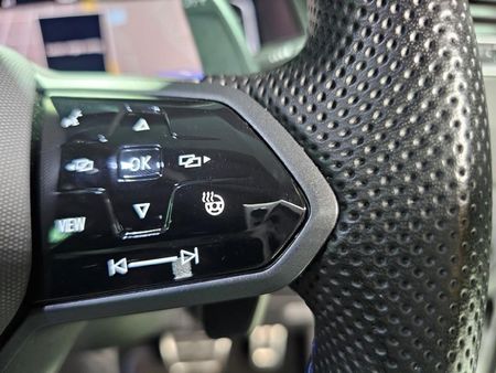 2024-Volkswagen-Tiguan-R-20-TSI-4M-Auto-235kw_16