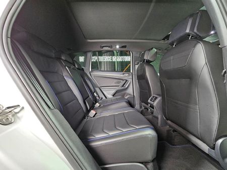 2024-Volkswagen-Tiguan-R-20-TSI-4M-Auto-235kw_21