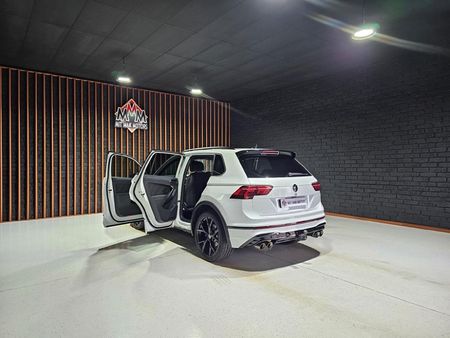 2024-Volkswagen-Tiguan-R-20-TSI-4M-Auto-235kw_23