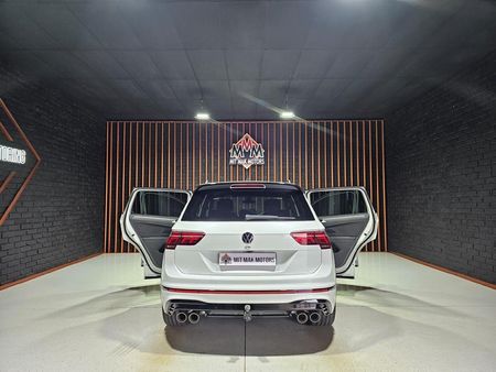 2024-Volkswagen-Tiguan-R-20-TSI-4M-Auto-235kw_24