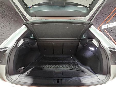 2024-Volkswagen-Tiguan-R-20-TSI-4M-Auto-235kw_29