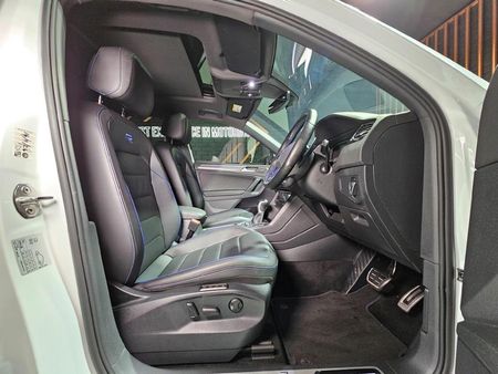 2024-Volkswagen-Tiguan-R-20-TSI-4M-Auto-235kw_8