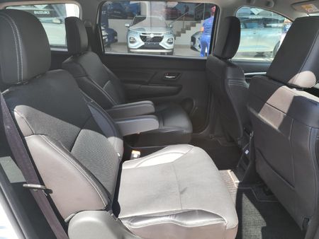 2025-Suzuki-XL6-15-GLX-Auto_19