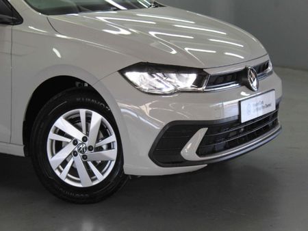 2026-Volkswagen-Polo-10-TSI_17