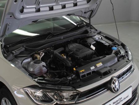 2026-Volkswagen-Polo-10-TSI_21