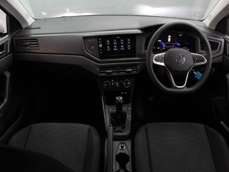 2026-Volkswagen-Polo-10-TSI_7
