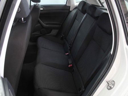 2026-Volkswagen-Polo-10-TSI_8