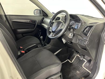 2022-Suzuki-Vitara-Brezza-15-GL_9