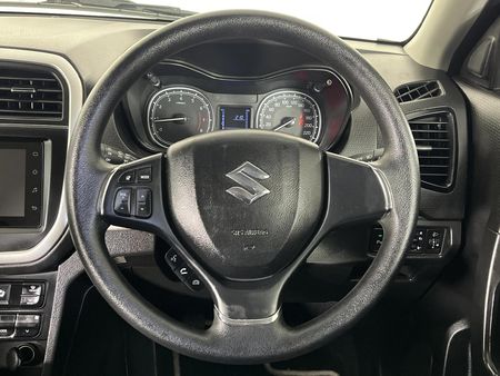 2022-Suzuki-Vitara-Brezza-15-GL_11