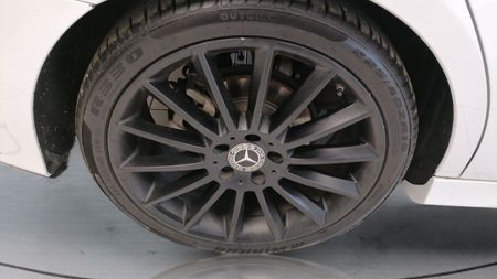 2021-Mercedes-Benz-A-Class-A-200d-Progressive-Sedan_9