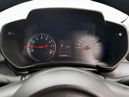 2025-Suzuki-Swift-12-GL_12