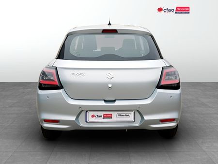 2025-Suzuki-Swift-12-GL_4