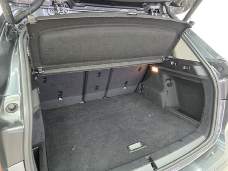 2019-BMW-X1-sDrive18i-Auto_18